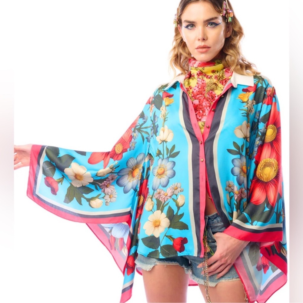 ARATTA  FLORAL GARDEN SHIRT, Regular price $190.00 USD, Size S/M, NWT
$155 $190